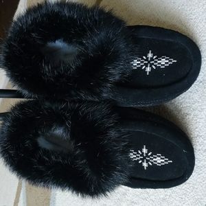 Manitobah Mukluks